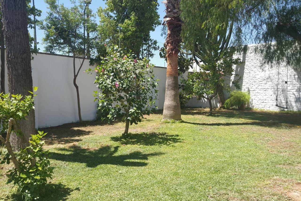 Villa Del Manzano Villanueva del Ariscal Exteriör bild