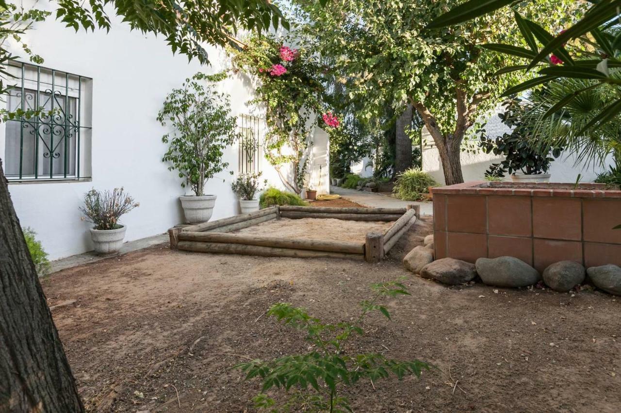 Villa Del Manzano Villanueva del Ariscal Exteriör bild